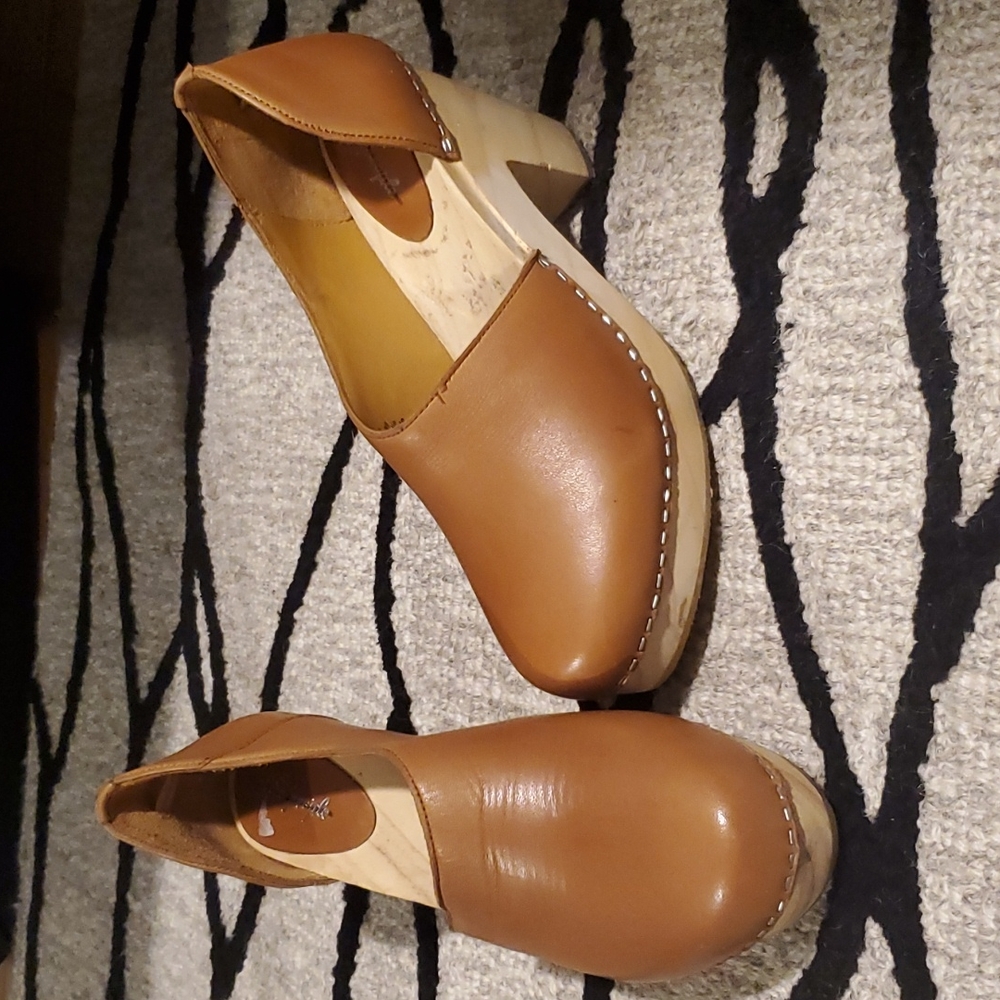 FREE PEOPLE Cognac Clogs